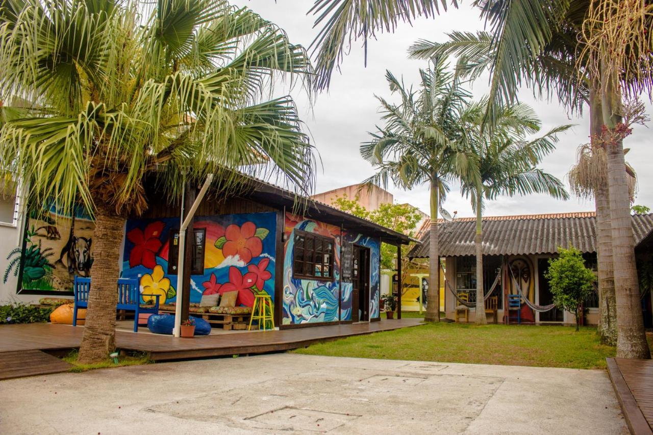 Floripa Surf Hostel Florianópolis Eksteriør billede