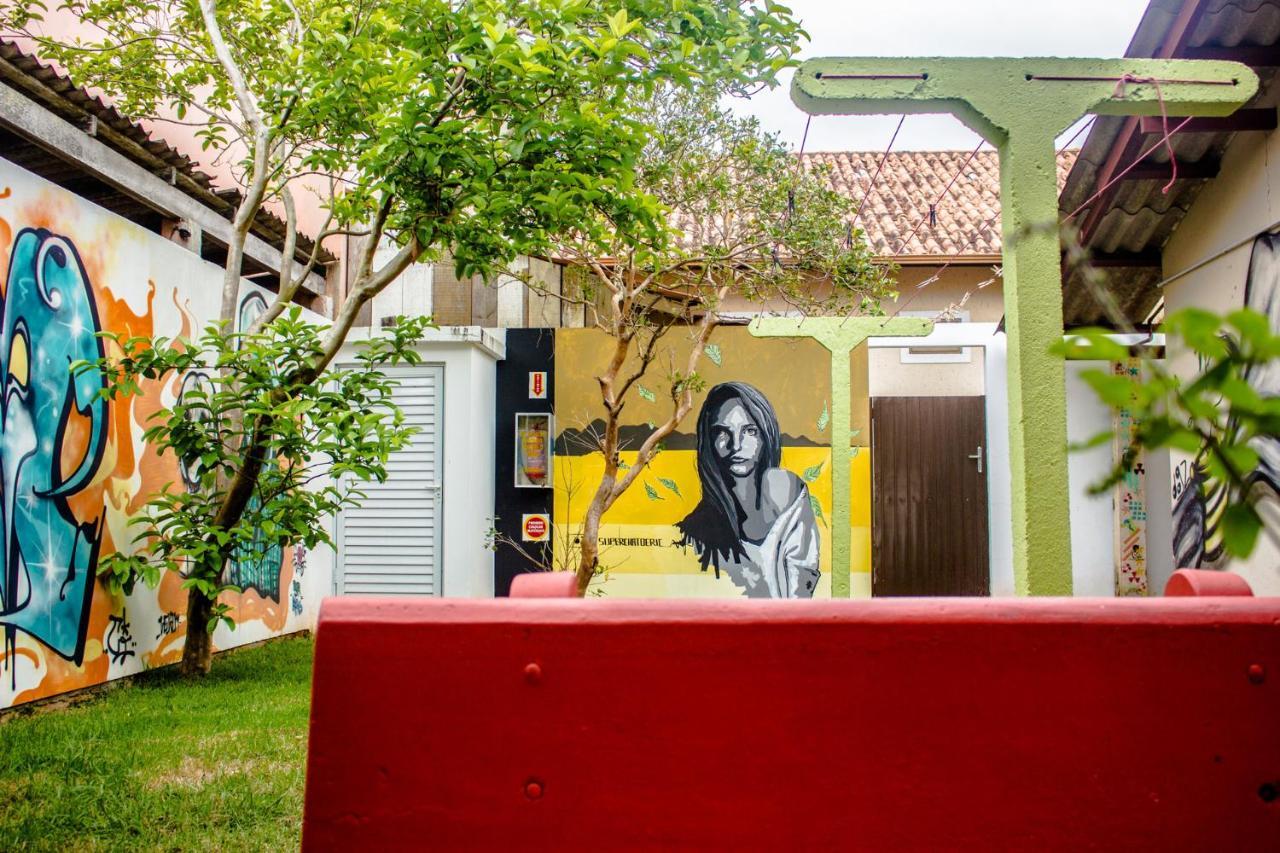 Floripa Surf Hostel Florianópolis Eksteriør billede